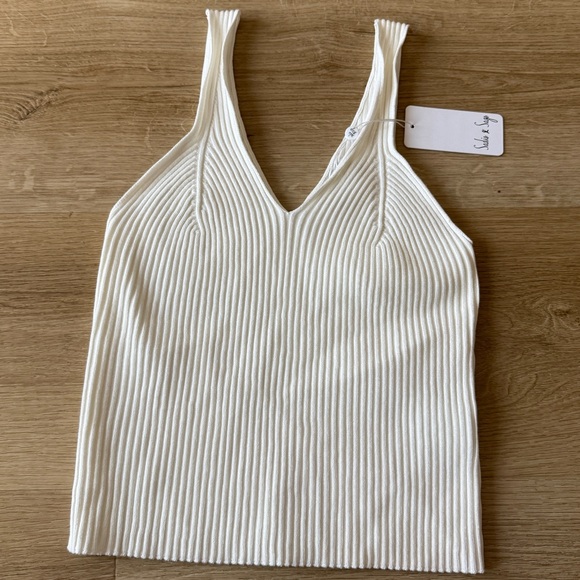 Sadie And Sage NWT Maddie Ribbed Knit Tank - Picture 4 of 10